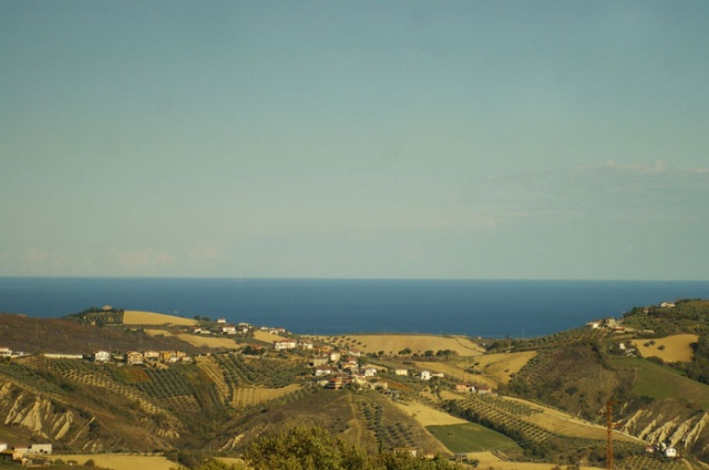 Agrargrundstück in Contrada Centorame, Atri zum Kauf