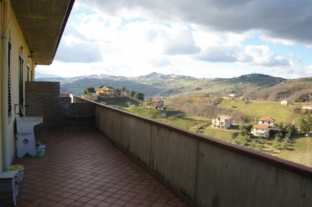 Terrasse und Panorama im Haus in Montefino