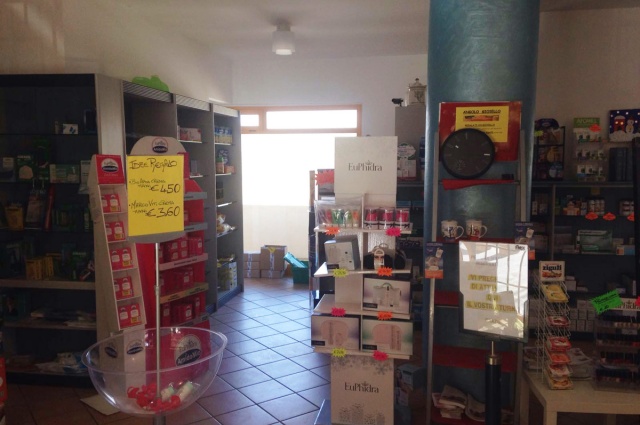 Verkaufsraum in Apotheke in Montefino