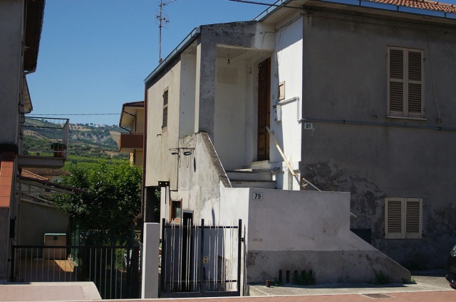Haus zum Renovieren in Borgo Santa Maria Pineto kaufen