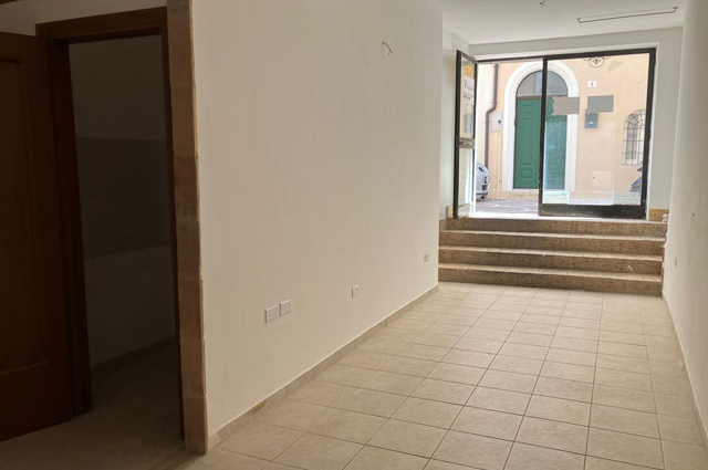 Atri, 2 Rooms Rooms,1 BathroomBathrooms,Gewerbe,Kaufen,Vico Firmani ,1540