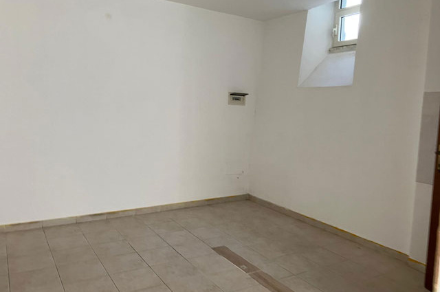 Atri, 2 Rooms Rooms,1 BathroomBathrooms,Gewerbe,Kaufen,Vico Firmani ,1540