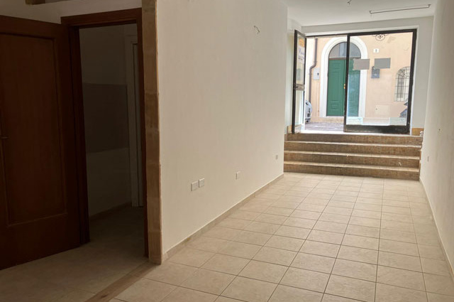 Atri, 2 Rooms Rooms,1 BathroomBathrooms,Gewerbe,Kaufen,Vico Firmani ,1540