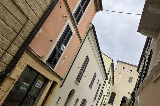 Atri, 2 Rooms Rooms,1 BathroomBathrooms,Gewerbe,Kaufen,Vico Firmani ,1540